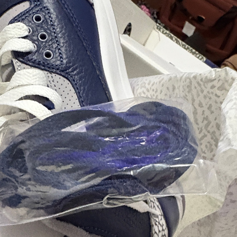 Jordan 3 Georgetown - Picture 6 of 7